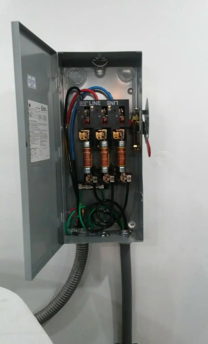 Three-phase disconnect switch installed for Electrical Wiring & Rewiring in Clarinda